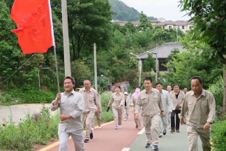 國家能源集團大寨發(fā)電分公司開展 “迎端午 健步行”徒步活動?