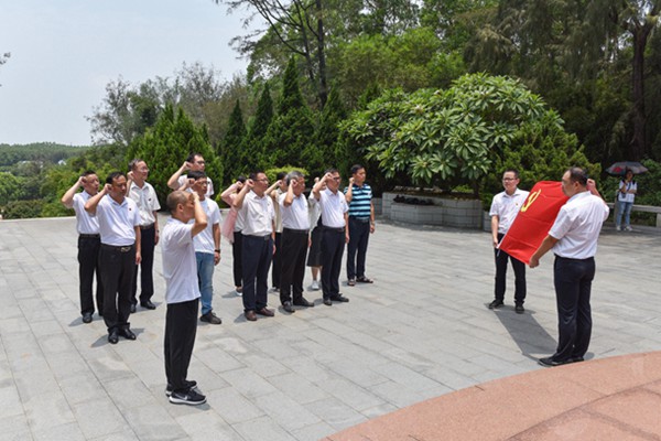 國家能源集團(tuán)雁石發(fā)電公司組織黨員前往谷文昌紀(jì)念館開展主題黨日活動(dòng)