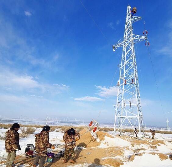 寧夏大唐國際南川風(fēng)電項目升壓站帶電成功