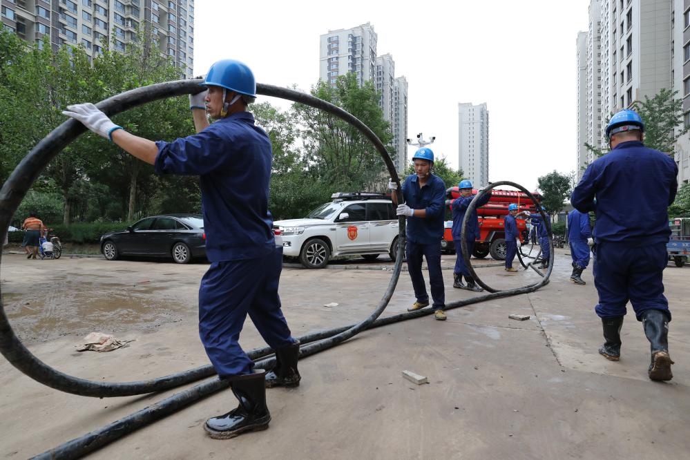 電來了，光就來了——河北涿州加快電力設(shè)施搶修見聞