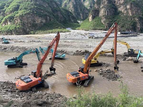 【搶險(xiǎn)救災(zāi) 我們?cè)谇熬€】中國建筑聞“汛”而動(dòng) 持續(xù)奮戰(zhàn)在抗災(zāi)一線