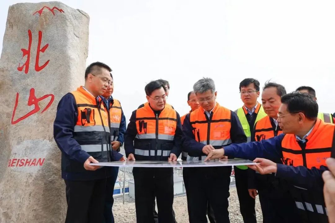 甘肅省委書記、省人大常委會(huì)主任胡昌升赴中國北山地下實(shí)驗(yàn)室建設(shè)工程現(xiàn)場(chǎng)調(diào)研