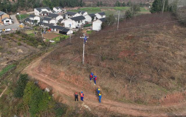 四川電力全面加強農村電力保障迎接返鄉(xiāng)潮