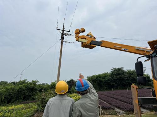 農(nóng)網(wǎng)線路改造完工，居民夏日用電不愁