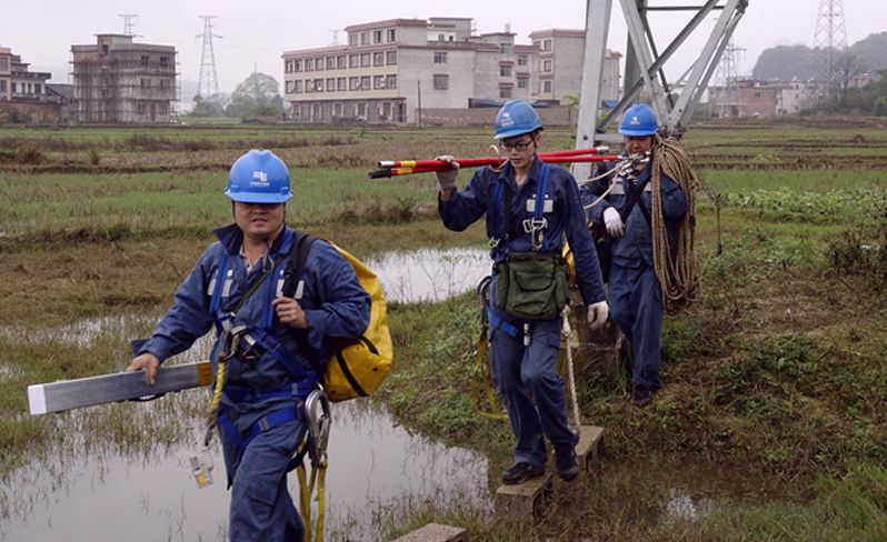 桂林供電局多舉措完成跨“兩高”線(xiàn)路隱患排查及消除工作