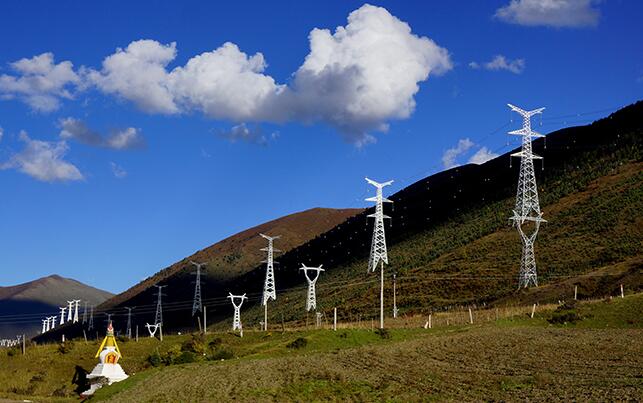 中國華電助力西藏和四川藏區(qū)打贏脫貧攻堅戰(zhàn)紀實